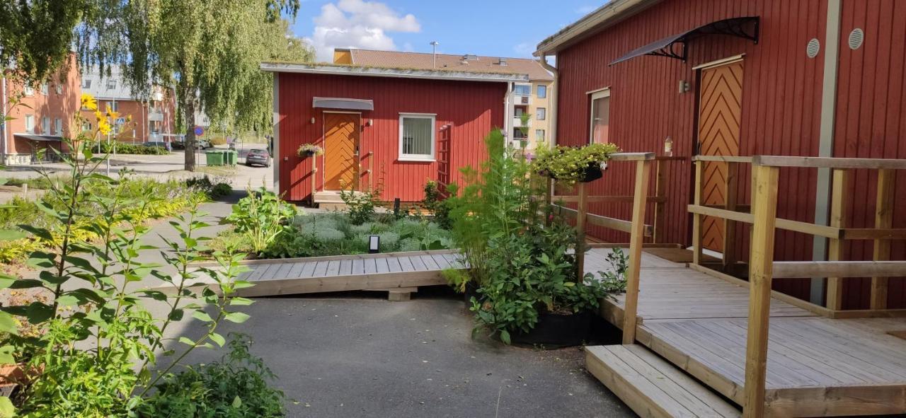 Balsta Studio Houses Eksteriør bilde